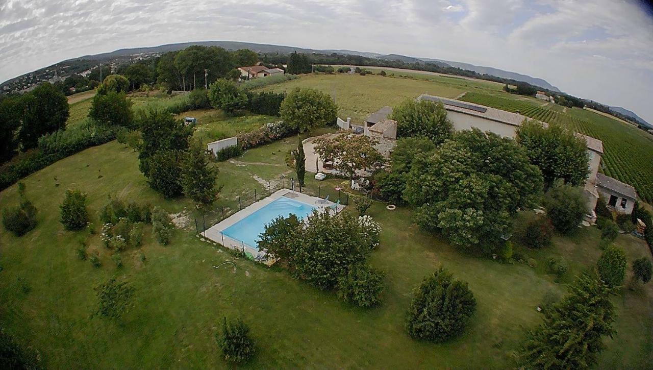 Bed and Breakfast Le Papillon De Soie à Pierrelatte Extérieur photo